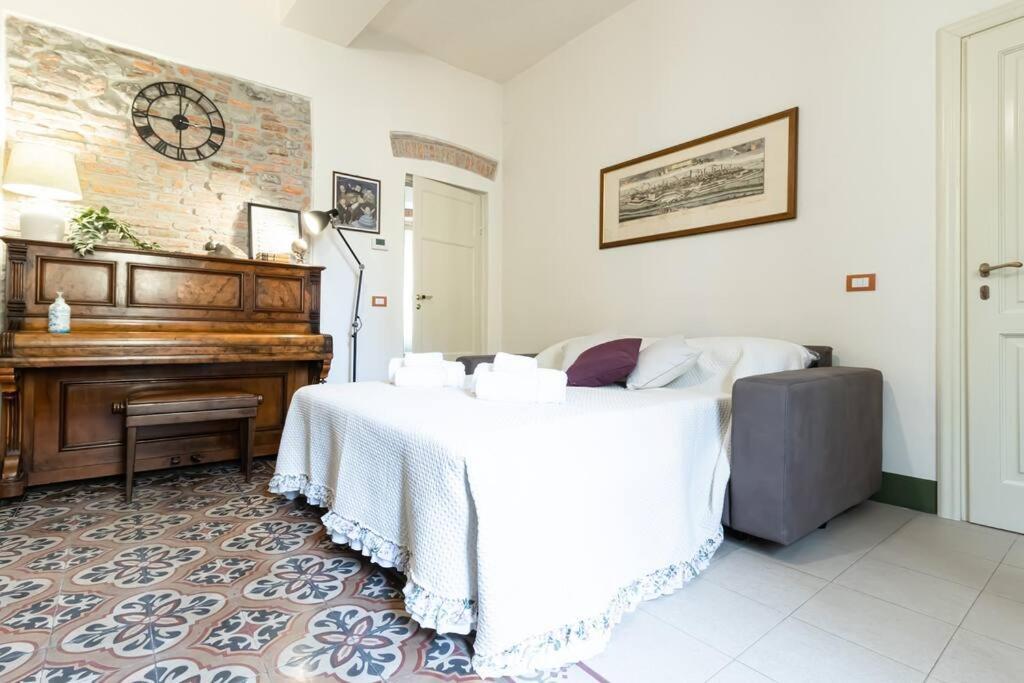 50 Metri Duomo Di Lucca Self Check-In E Wi-Fi Appartement Buitenkant foto